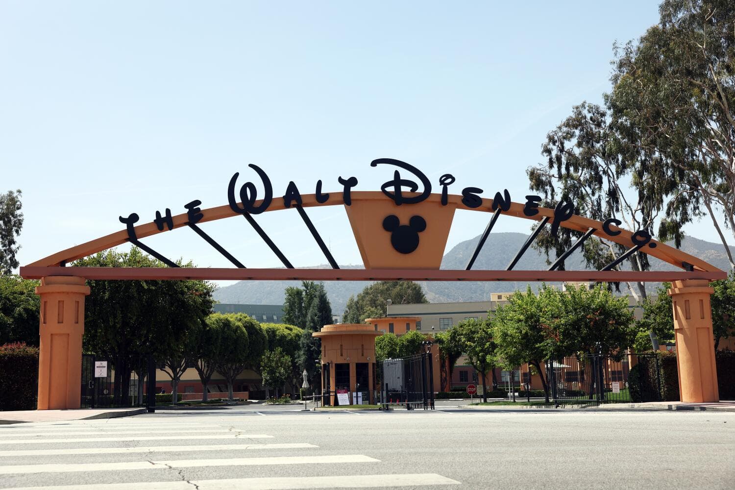 FCC commissioner joins Disney's free-speech fight