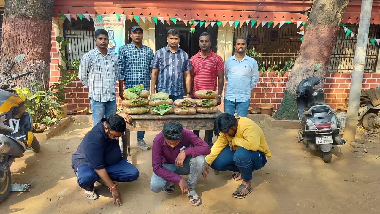 3 Held in Hyderabad for Selling Ganja
