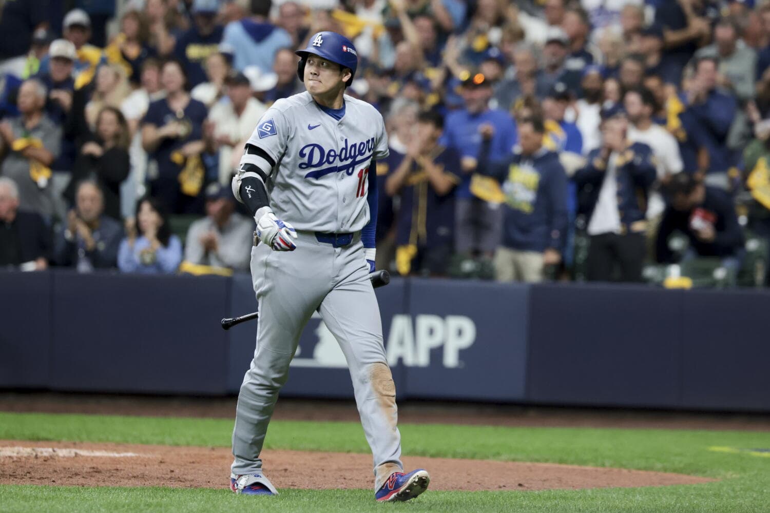 Dave Roberts says Shohei Ohtani is adamant he feels good enough, will remain in lineup